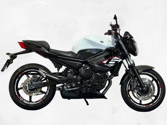 YAMAHA XJ6 N ABS 